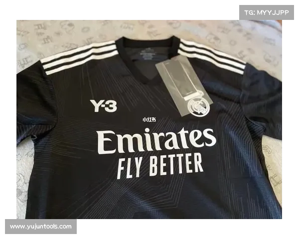 如何选择皇马球衣的完美颜色搭配打造个性化球迷形象