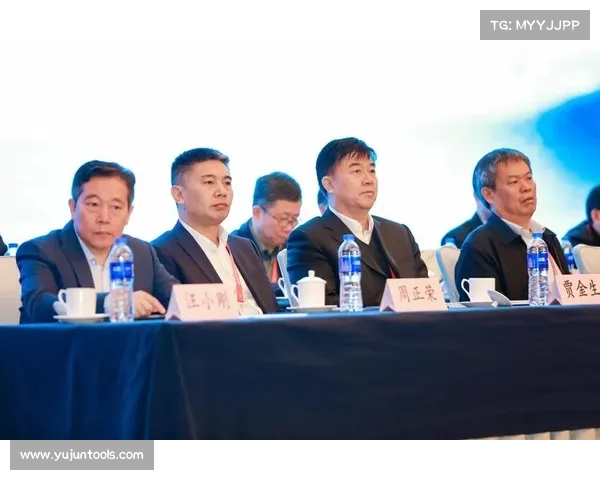 如何全面评估霍伊伦在科研领域的表现及其学术贡献 如何全面评估霍伊伦在科研领域的表现及其学术贡献